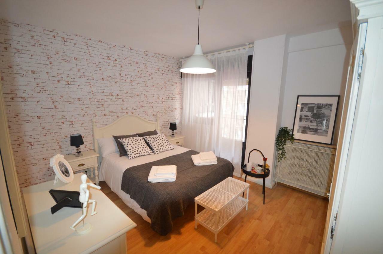 Apartamento Fleta Lägenhet Zaragoza Exteriör bild
